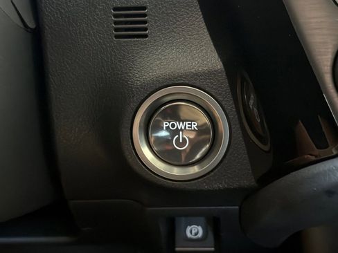 Used 2024 Lexus ES 300h w/ Luxury Package FWD image 21