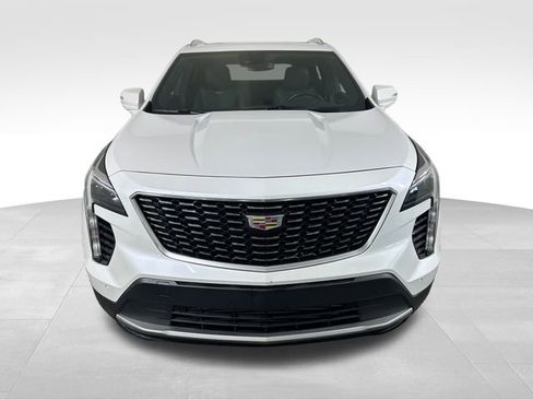 Certified 2023 Cadillac XT4 Premium Luxury w/ Cold Weather Package image 5