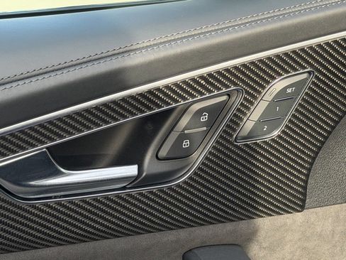 Used 2021 Audi RS Q8 4.0T w/ Carbon Optic Package image 28