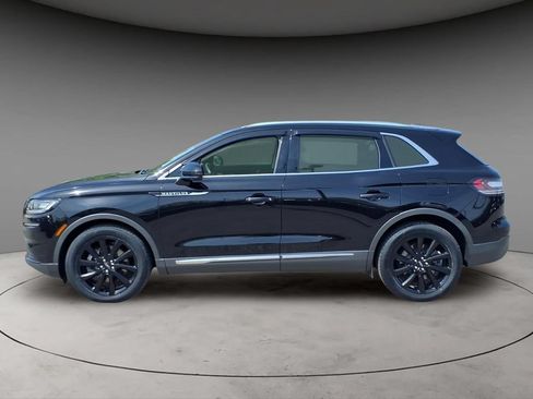 Certified 2023 Lincoln Nautilus Reserve w/ Monochromatic Package AWD/4WD image 2
