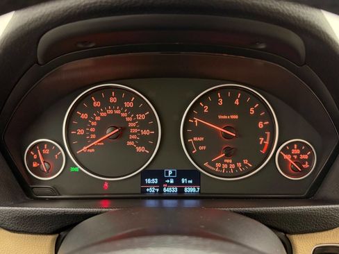 Used 2016 BMW 320i Sedan image 15