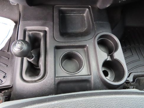 Used 2016 RAM 2500 Tradesman w/ Chrome Appearance Group image 38