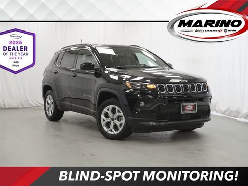Used 2025 Jeep Compass Latitude AWD/4WD image 1