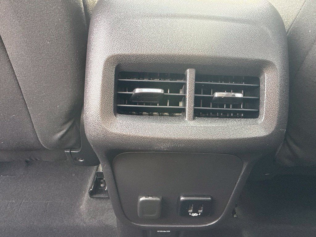 Certified 2018 Chevrolet Equinox LT FWD image 27