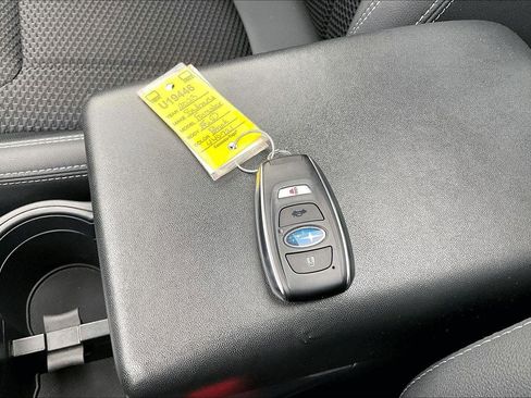 Used 2023 Subaru Forester Premium image 12