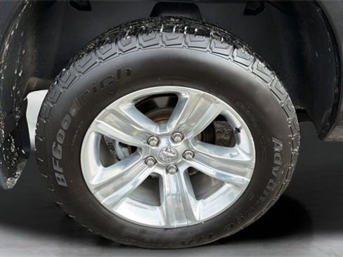 Used 2018 RAM 1500 Sport image 32