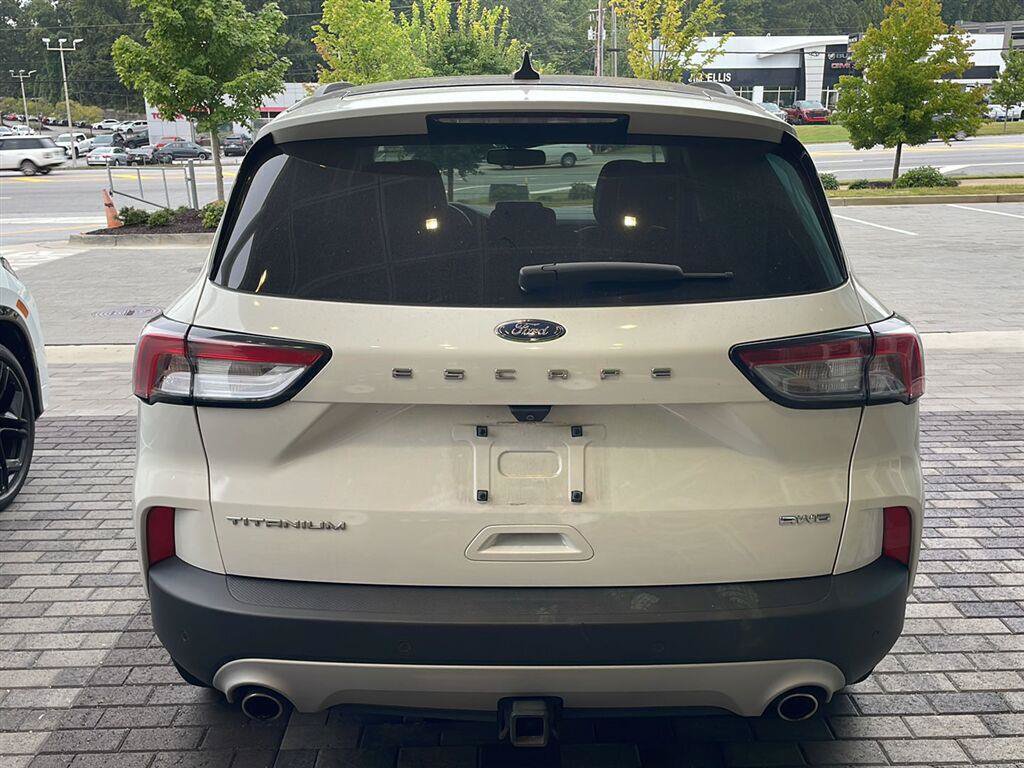 Used 2022 Ford Escape Titanium w/ Class II Trailer Tow Package AWD/4WD image 14
