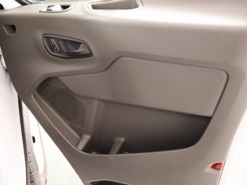 Used 2023 Ford Transit 350 XLT image 17
