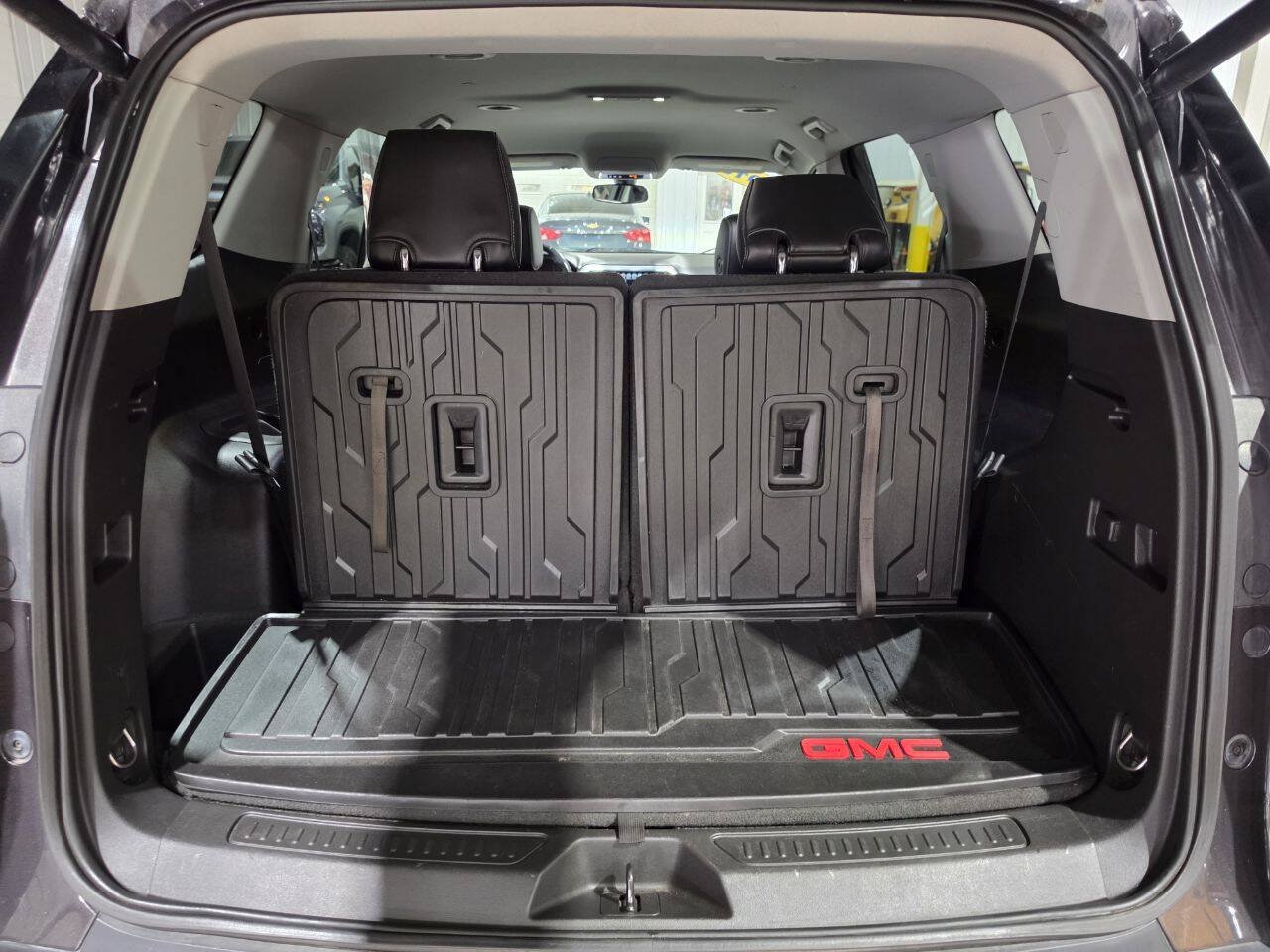 Used 2019 GMC Acadia SLT AWD/4WD image 30