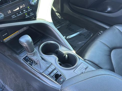 Used 2021 Toyota Camry XSE image 22