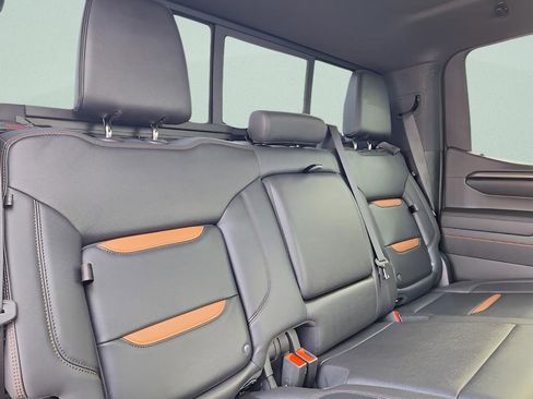 Used 2023 GMC Sierra 1500 AT4 w/ AT4 Preferred Package image 30