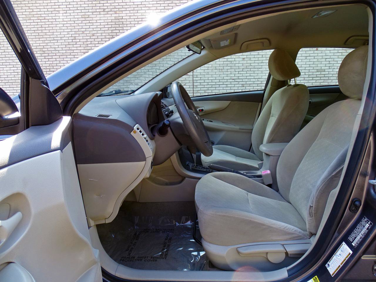 Used 2009 Toyota Corolla LE FWD image 10