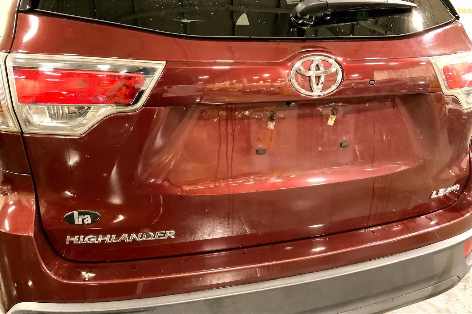 Used 2015 Toyota Highlander Plus AWD/4WD image 31