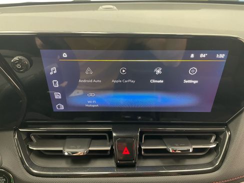 New 2026 Chevrolet TrailBlazer RS w/ Convenience Package AWD/4WD image 3