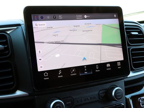 Used 2023 RAM ProMaster 2500 w/ Premium Convenience Group (B) image 30