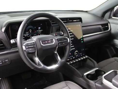 Used 2025 GMC Terrain Elevation image 7