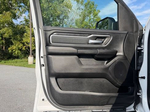 Used 2023 RAM 1500 Big Horn AWD/4WD image 11