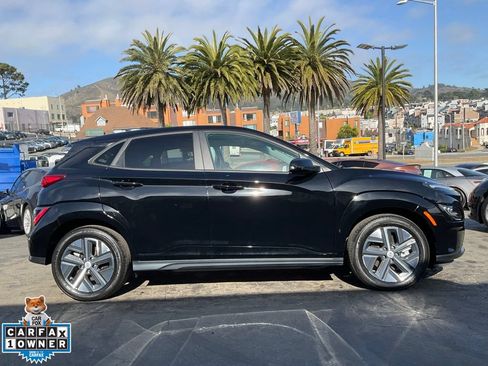Used 2023 Hyundai Kona Limited FWD image 3