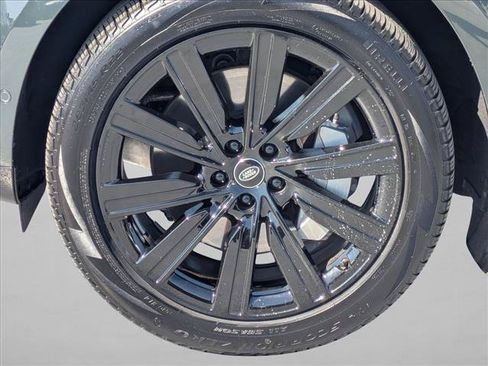 Certified 2025 Land Rover Range Rover SE AWD/4WD image 27