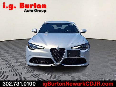 Used 2022 Alfa Romeo Giulia Sprint AWD/4WD image 2