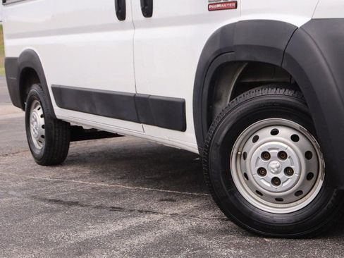 Used 2019 RAM ProMaster 2500 FWD image 3