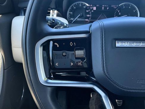 Used 2023 Land Rover Discovery Sport SE R-Dynamic image 7