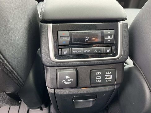 Certified 2023 Subaru Ascent Touring AWD/4WD image 18