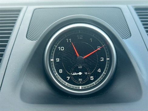 Used 2021 Porsche Macan image 22