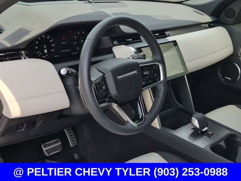 Used 2025 Land Rover Discovery Sport Dynamic SE AWD/4WD image 33