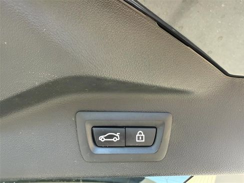 Used 2020 BMW X7 xDrive40i w/ Executive Package image 8