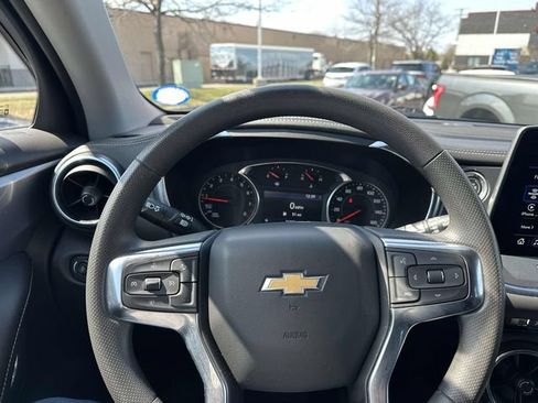 Used 2023 Chevrolet Blazer LT w/ Convenience Package FWD image 23