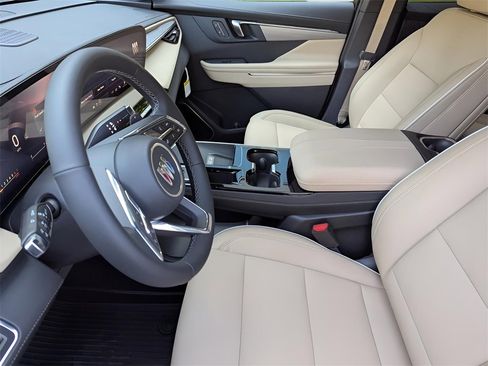 New 2026 Buick Enclave Preferred w/ Power Package image 5