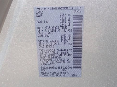 Used 2013 Nissan Pathfinder SL w/ Trailer Tow Pkg AWD/4WD image 4