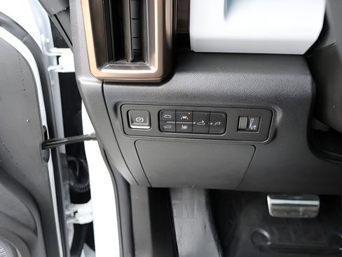 Used 2025 GMC Hummer EV 3X image 37