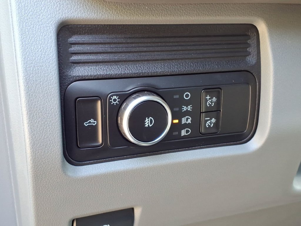 New 2026 Ford F250 XL w/ STX Appearance Package AWD/4WD image 17