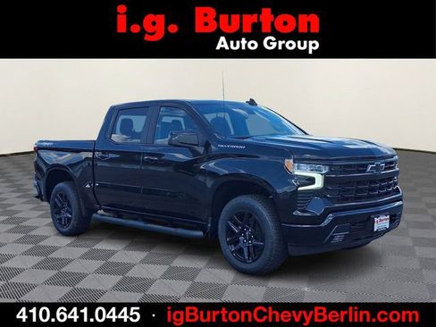 New 2026 Chevrolet Silverado 1500 RST w/ RST Select Package AWD/4WD image 1