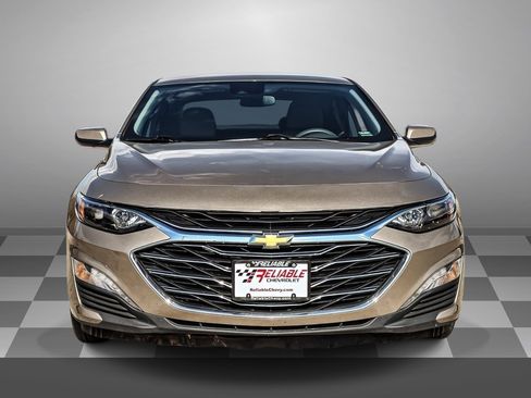 Certified 2025 Chevrolet Malibu LT image 2