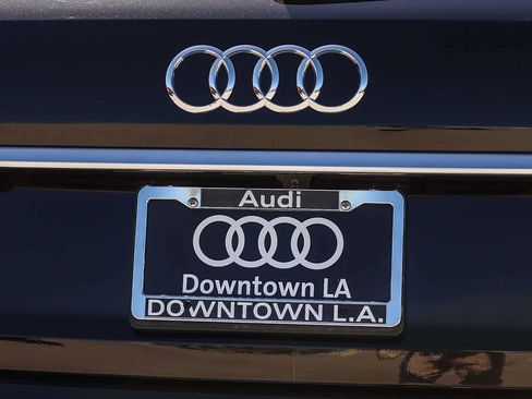 Used 2022 Audi Q7 3.0T Premium Plus w/ Premium Plus Package AWD/4WD image 11