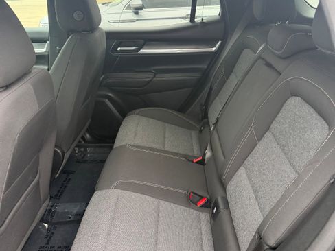 Used 2025 GMC Terrain Elevation w/ Black Edition AWD/4WD image 13