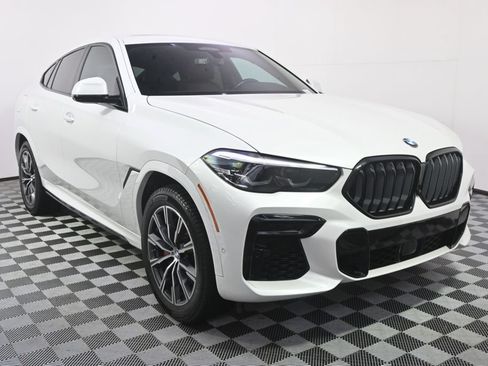 Used 2022 BMW X6 xDrive40i w/ M Sport Package AWD/4WD image 9
