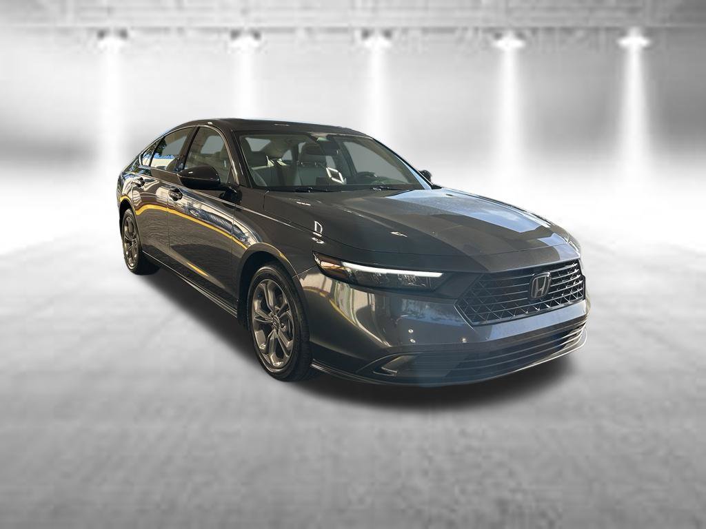 Used 2024 Honda Accord EX image 2