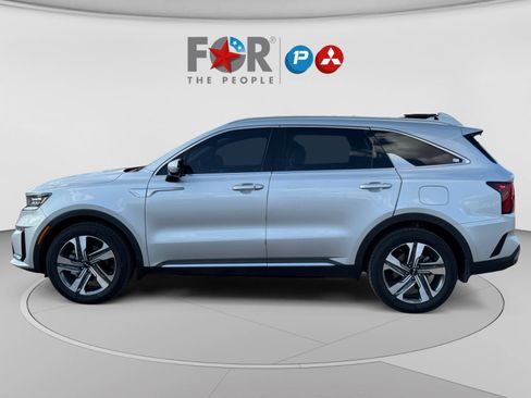 Used 2022 Kia Sorento SX AWD/4WD image 2