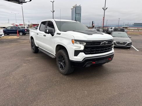 Used 2024 Chevrolet Silverado 1500 LT Trail Boss w/ LT Trail Boss Premium Package image 14
