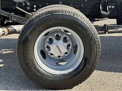 New 2026 GMC Sierra 3500 Pro image 24