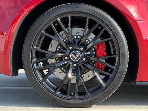 Used 2015 Chevrolet Corvette Z06 w/ 3LZ Preferred Equipment Group image 48