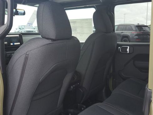 New 2026 Jeep Gladiator Sport image 14