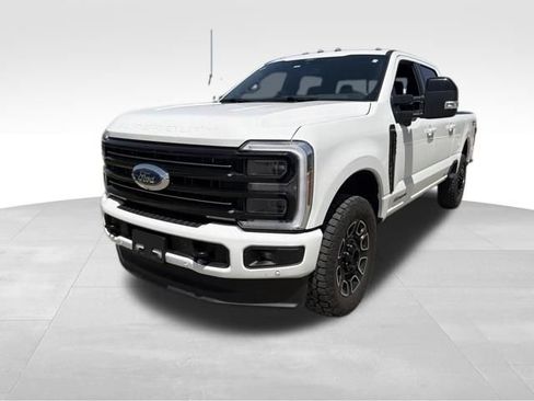 Used 2026 Ford F250 Platinum AWD/4WD image 10