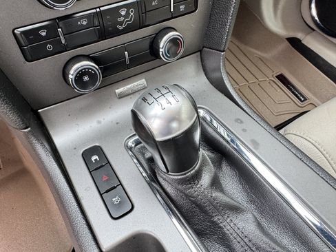 Used 2011 Ford Mustang GT Premium RWD image 36