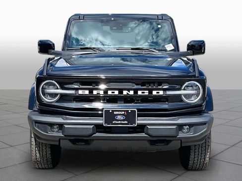 Used 2025 Ford Bronco Outer Banks AWD/4WD image 7