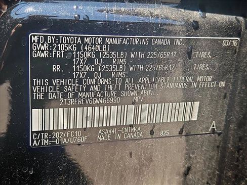 Used 2016 Toyota RAV4 XLE AWD/4WD image 17